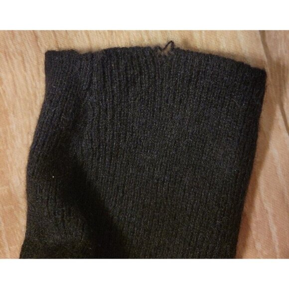 C By Bloomingdale's 95% Cashmere Black & Metallic Gray Striped Sweater Size L - Picture 6 of 6